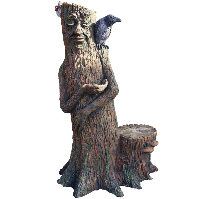 Ворон на пне